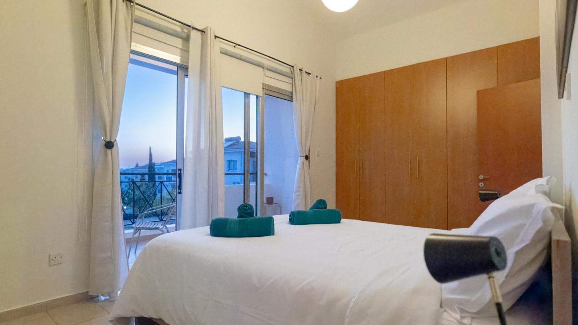 Nefeli Blue-Horizon 2B, Pool, Suites, Big Balconies Paphos Esterno foto