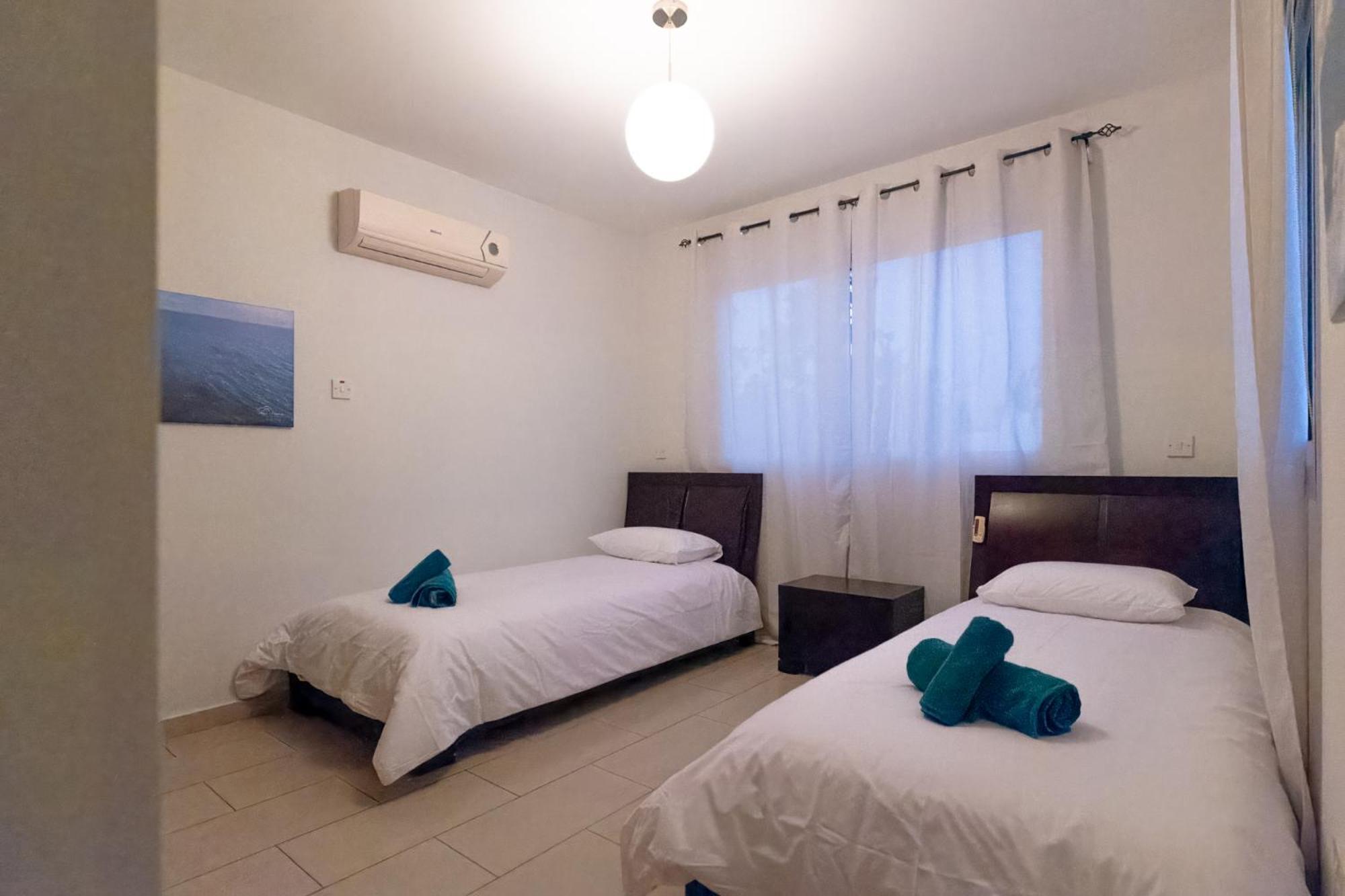 Nefeli Blue-Horizon 2B, Pool, Suites, Big Balconies Paphos Esterno foto
